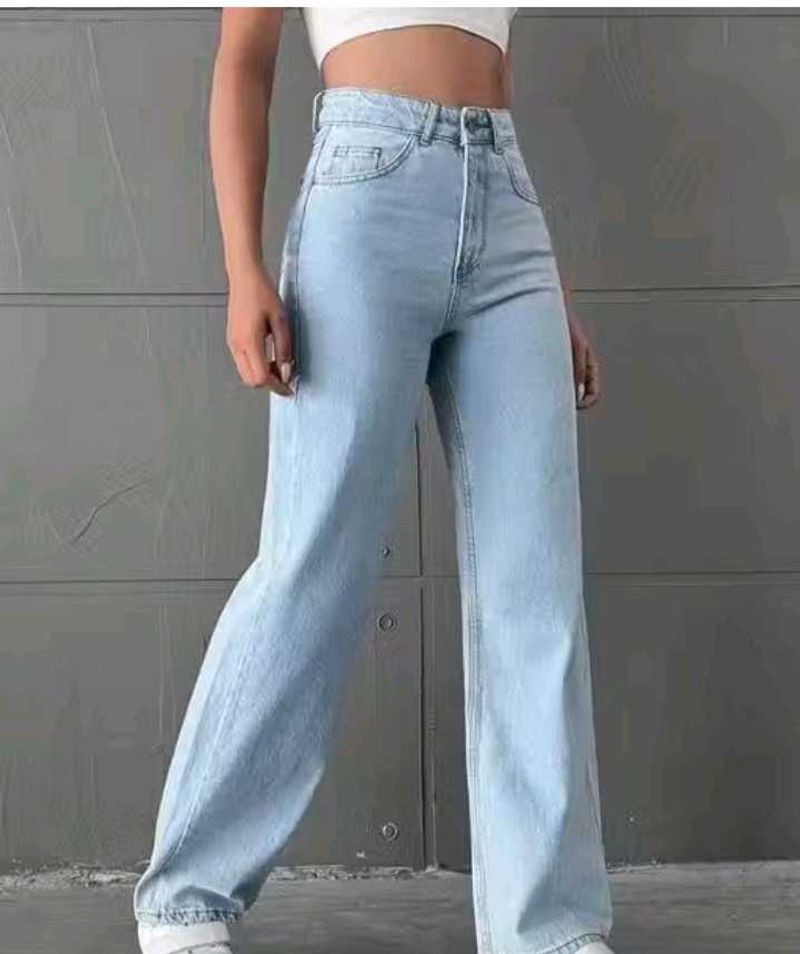 Light Wash Wide Leg Jeans
