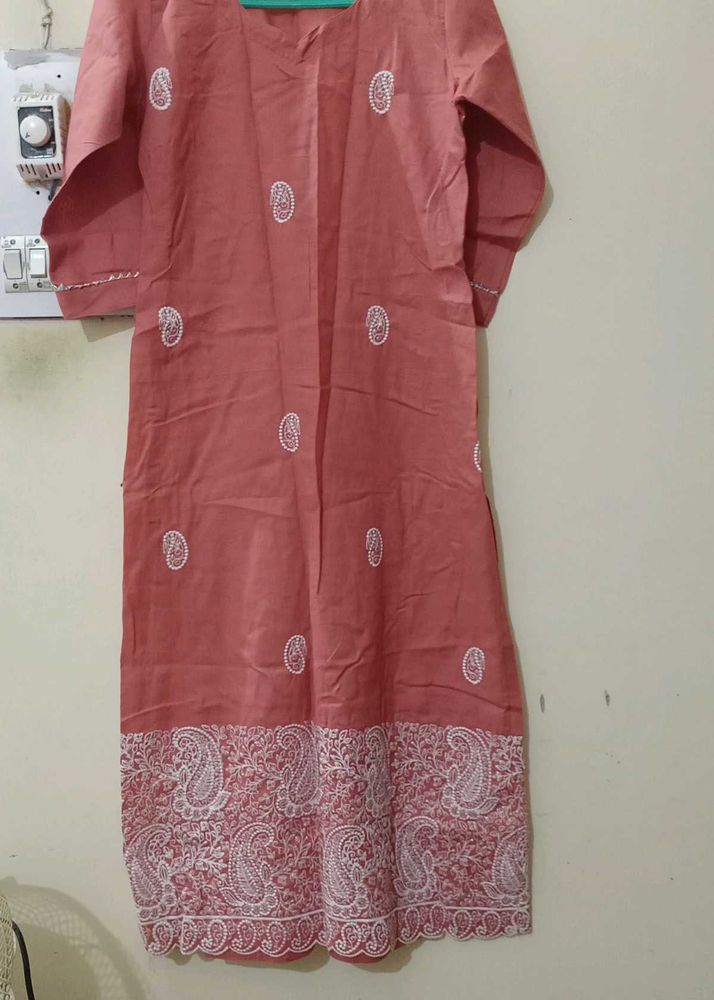 Elegant Embroidered Kurta set