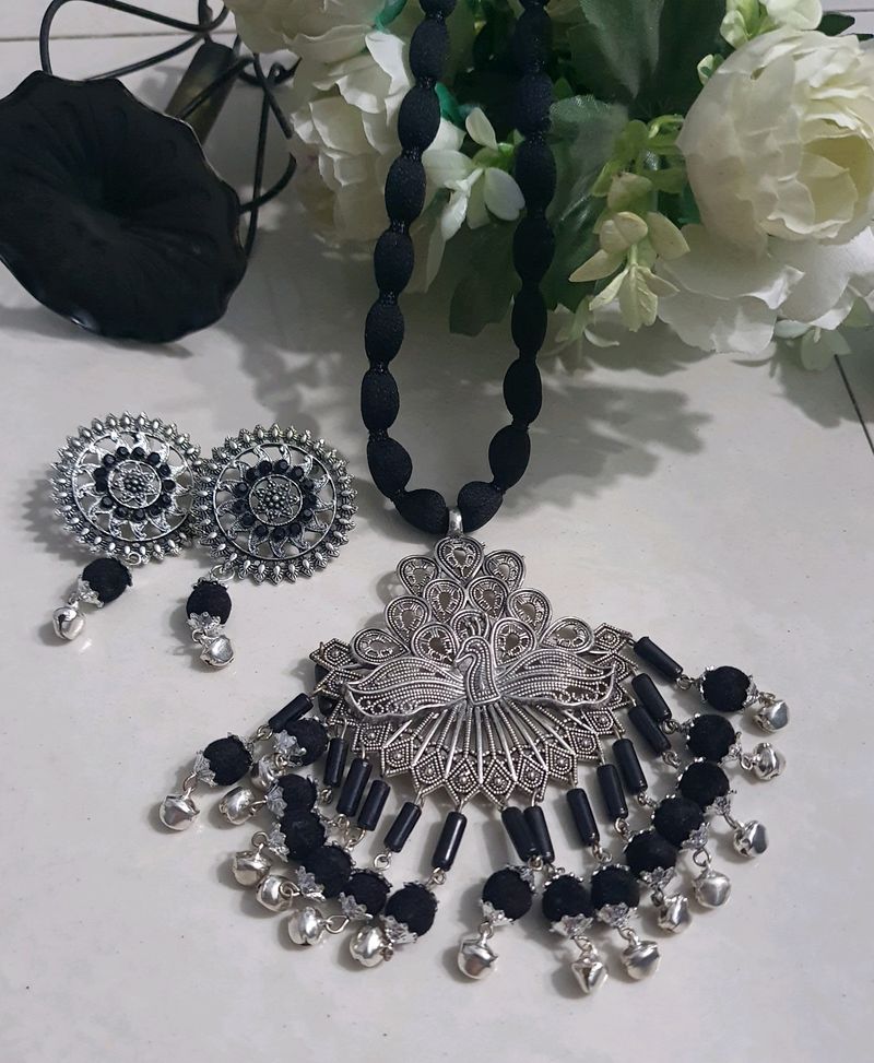Pendant Set With Earrings