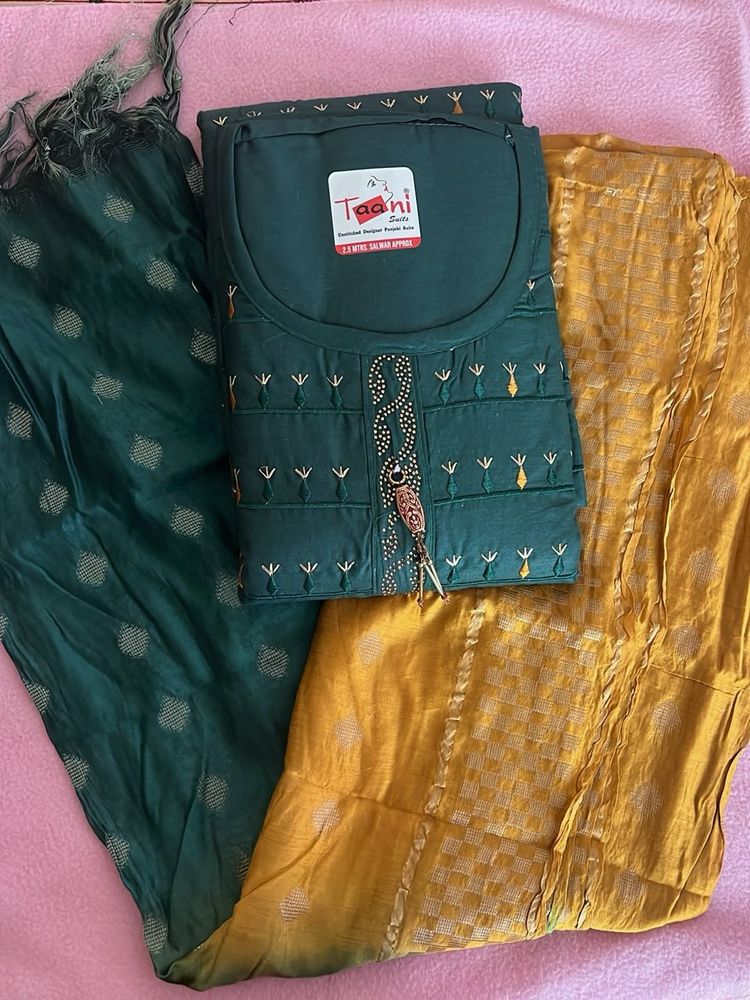 unstitched Elegant Green Salwar Suit set with dupa