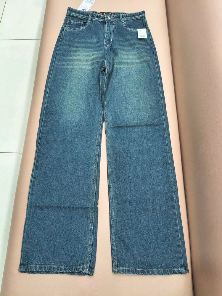 Wide leg jeans