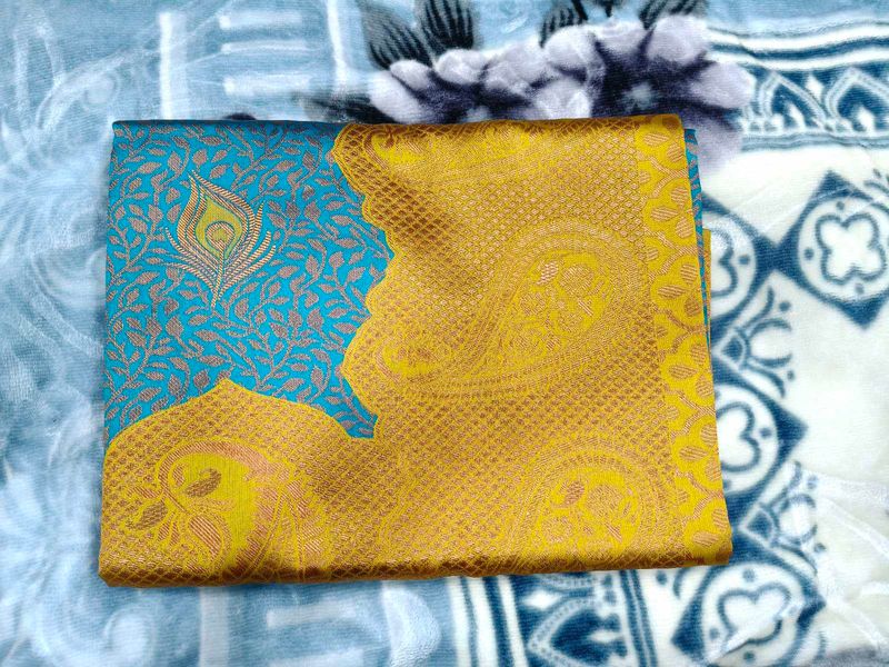 Elegant Silk Blend Saree