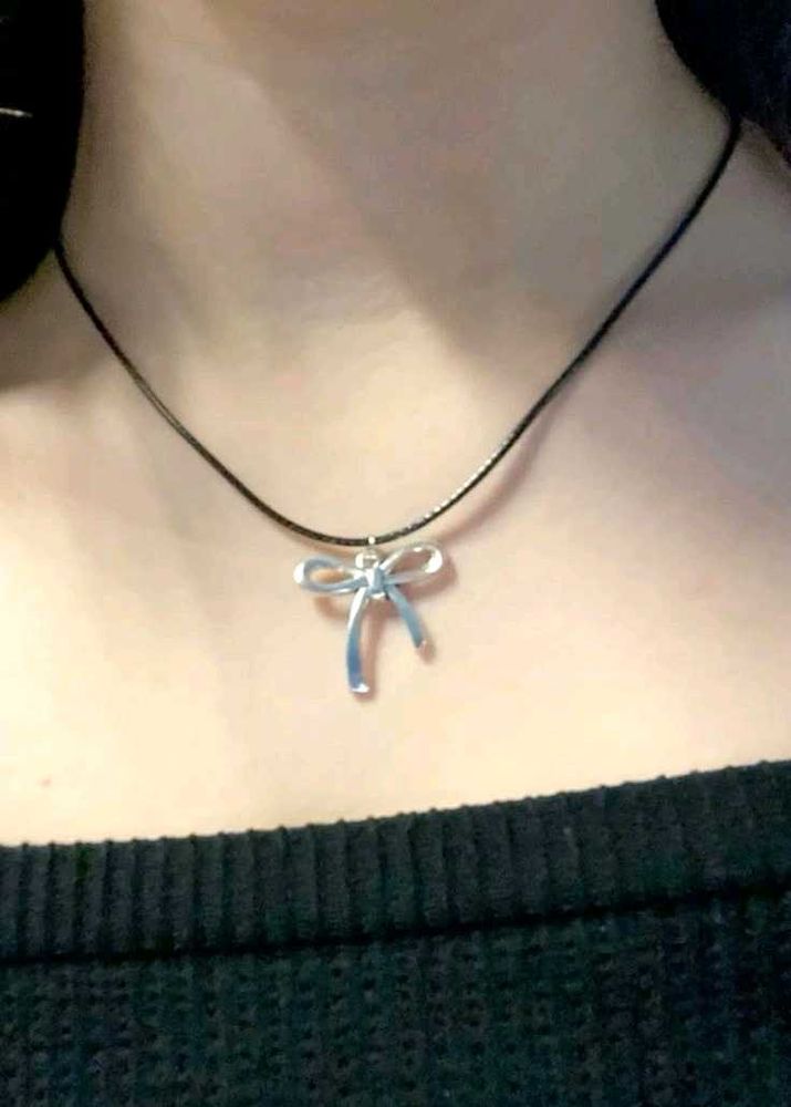 y2k bow chain necklace