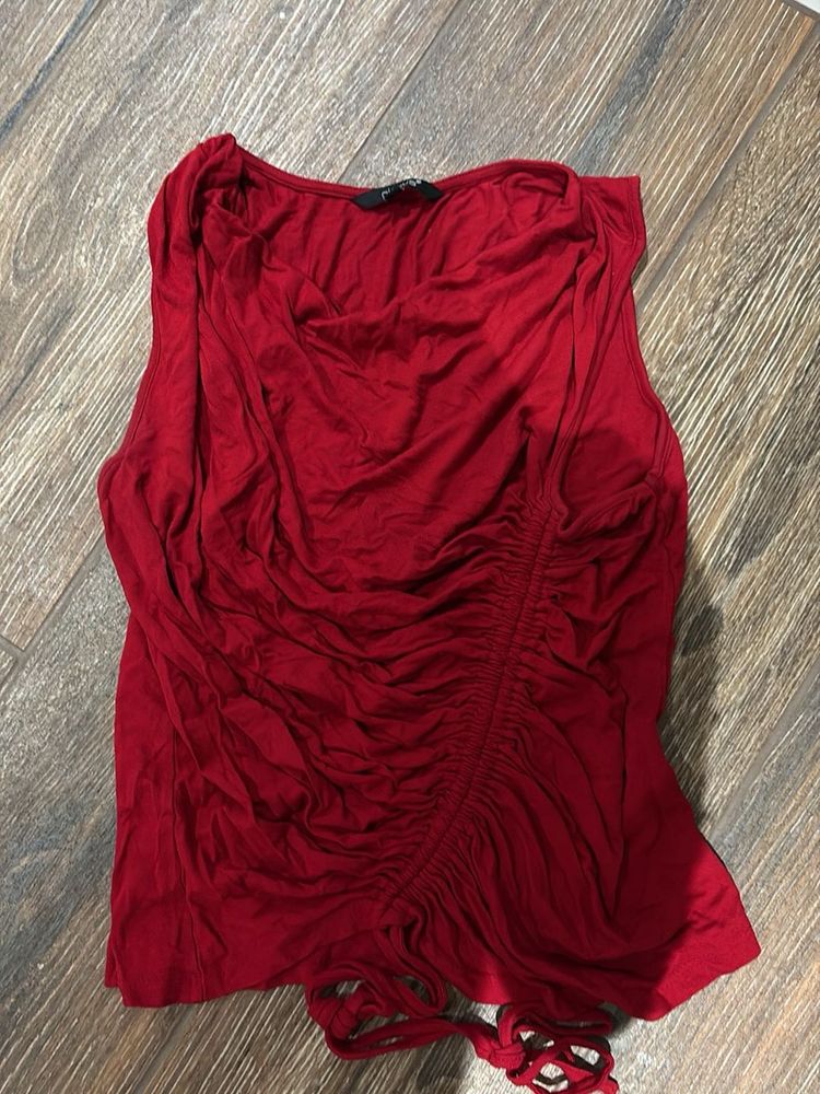 Red Sleeveless Top