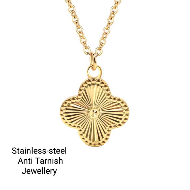 Gold clover Anti Tarnish Necklace