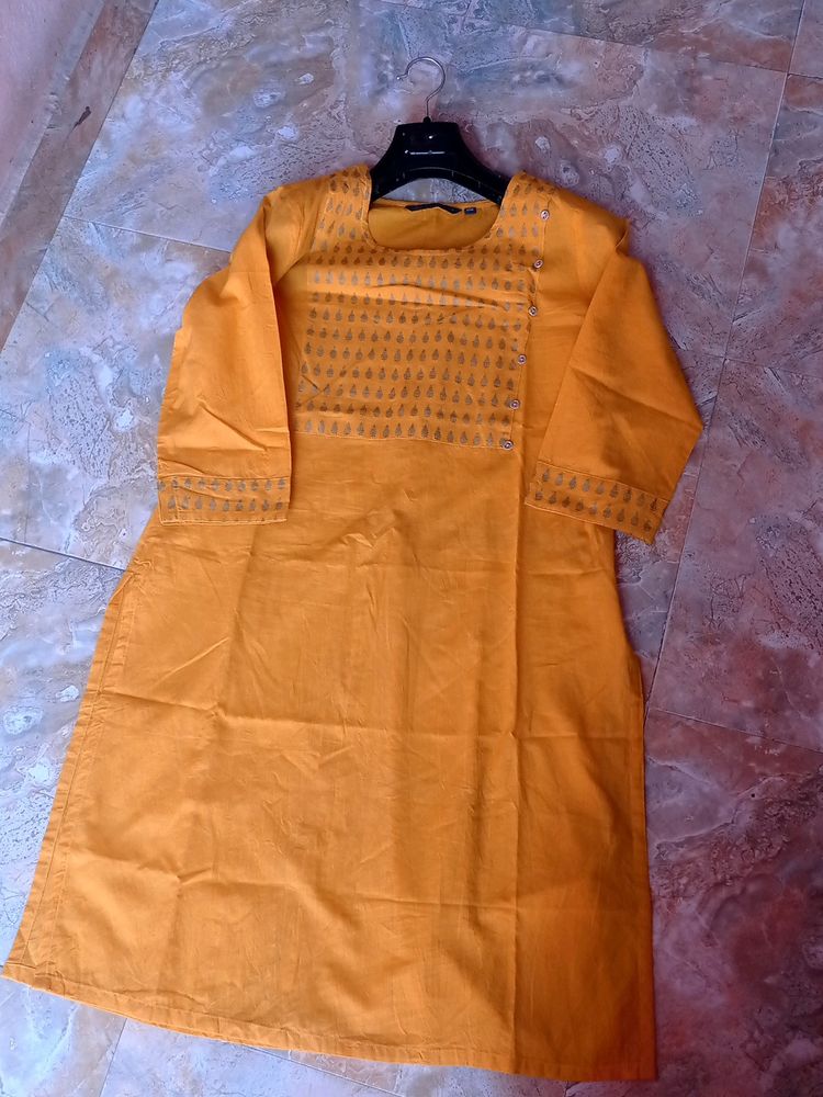 Yellow Colour Kurta With Golden Printed