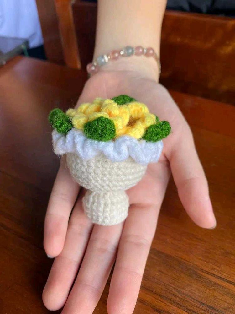 Crochet Mini Flower Bouquet