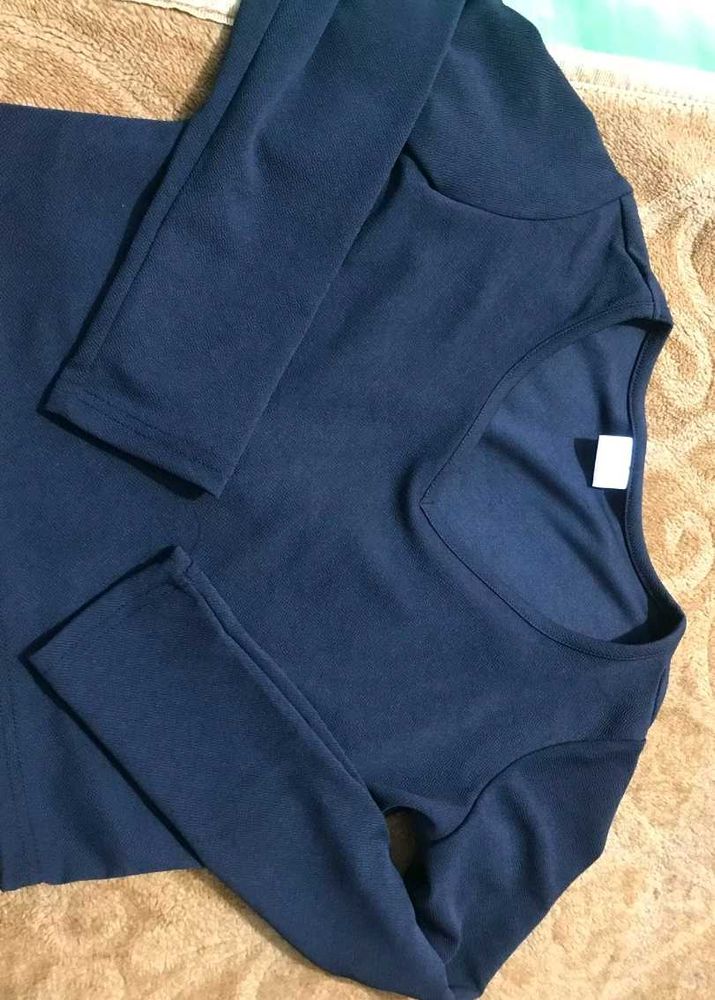 Classic Black Crop