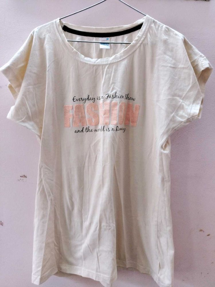 A Slim Cream Colour T- Shirt Casual