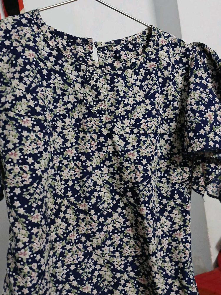 Floral Print Navy Top
