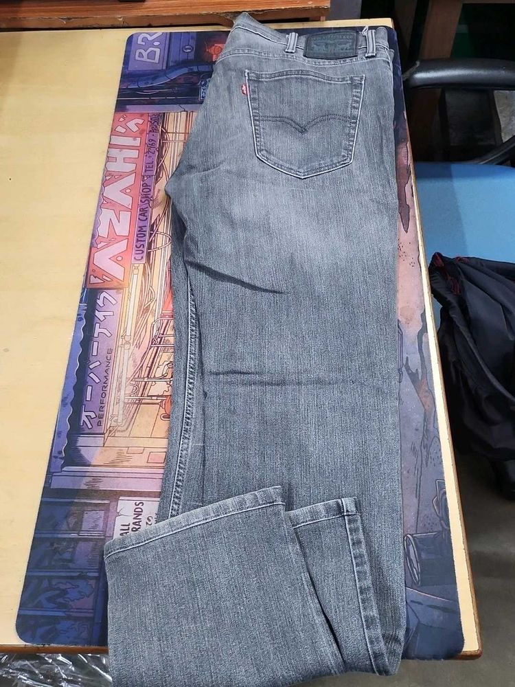 Levi&#39;s Gray Denim Jeans