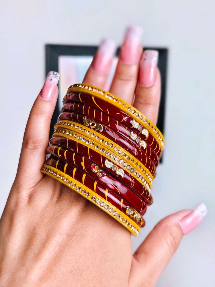 Red &amp; Gold Bangle Set