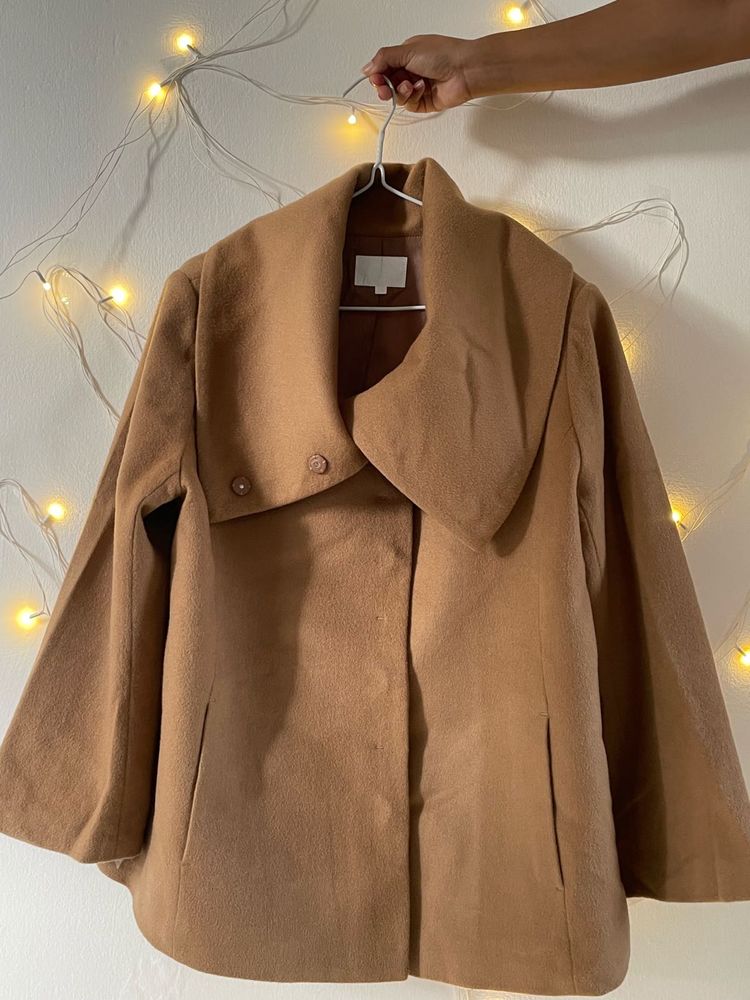 Elegant Tan Coat with Wide Collar