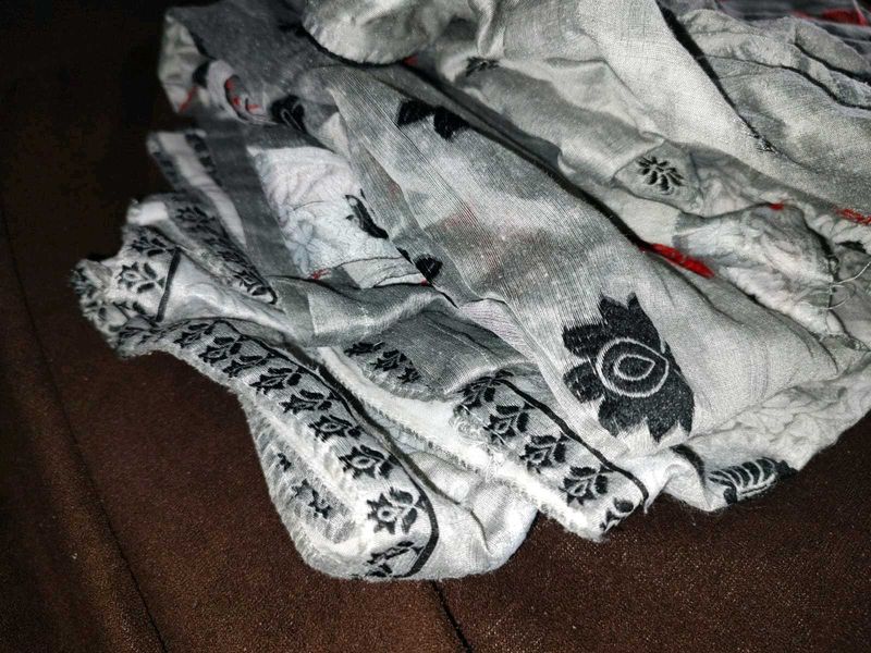 Assam Traditional Mekhela Sador