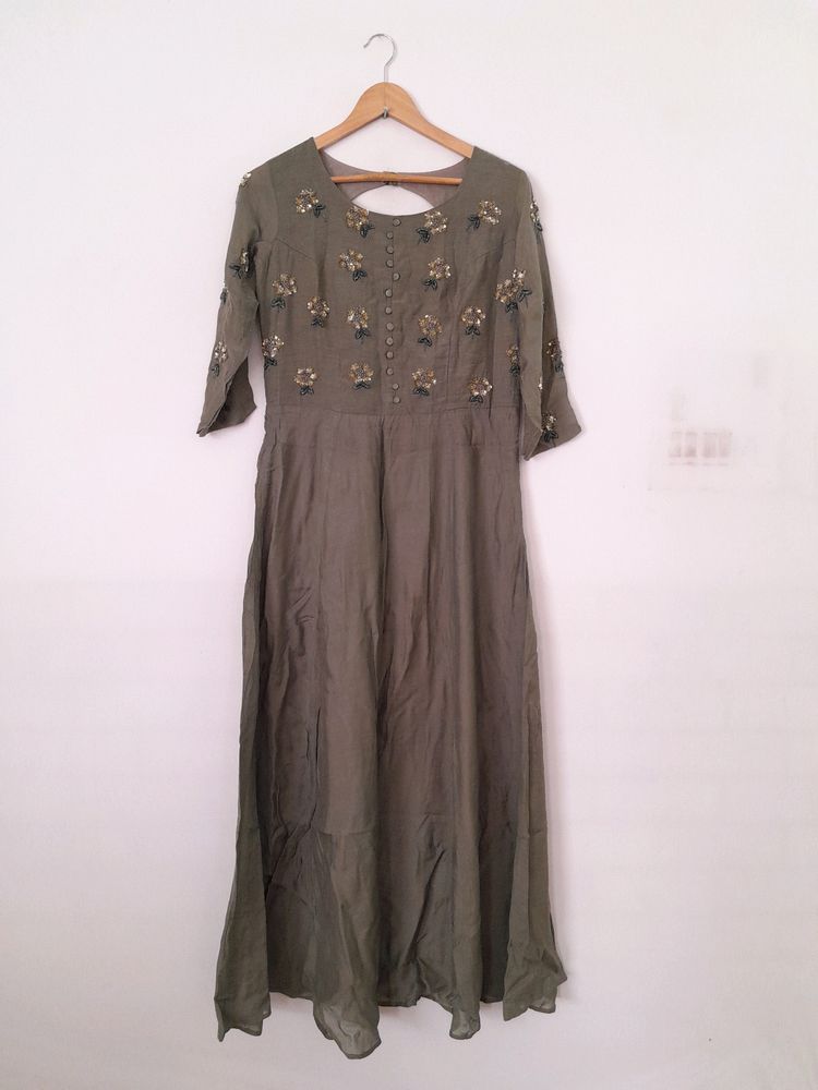 Olive Embroidered Kurta (Women&#39;s)