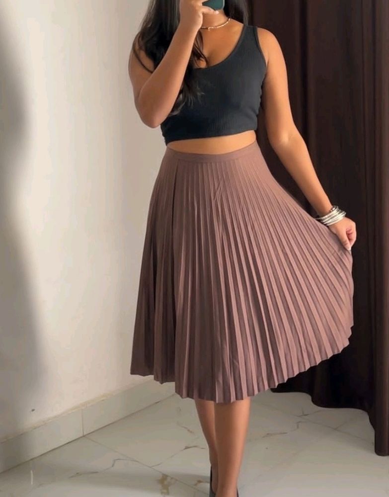 Brown Pleated Skirt