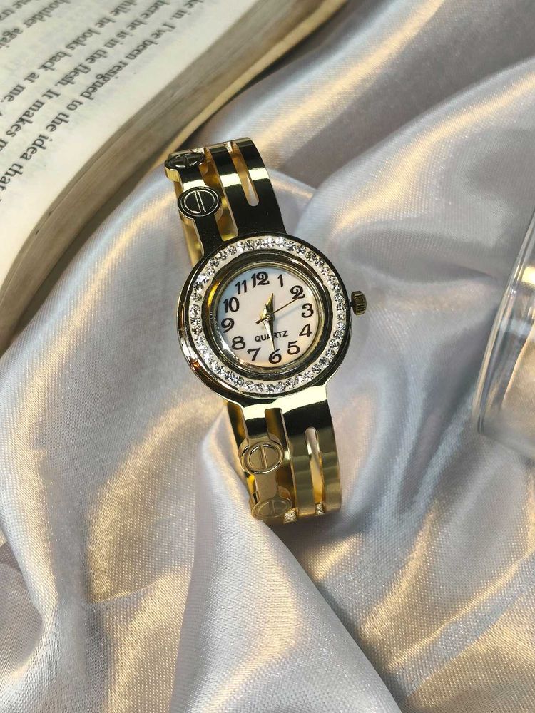 Elegant Gold Anti Tarnish Bangle Watch
