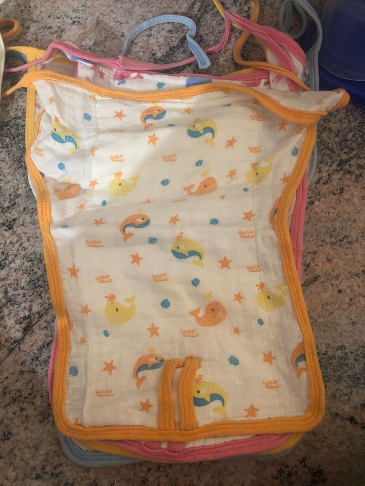 6 Baby Cloth Diapers Of Age (9-12) Months