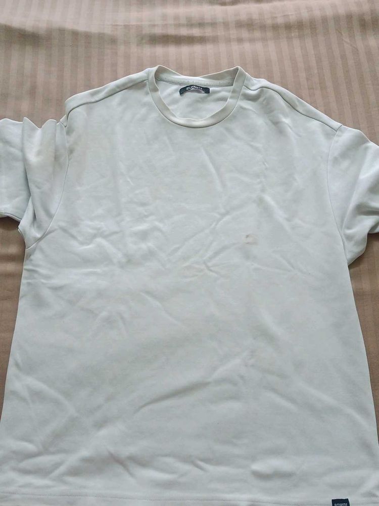 Minimalist Crewneck Tee