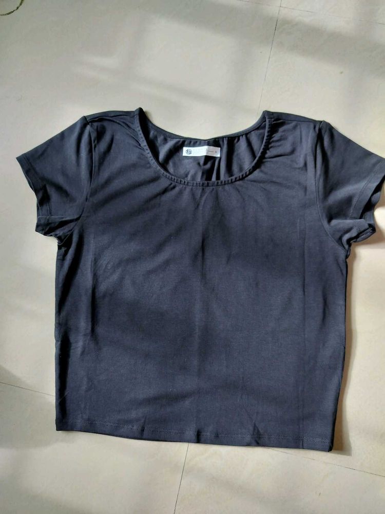 Basic Black Crop Top