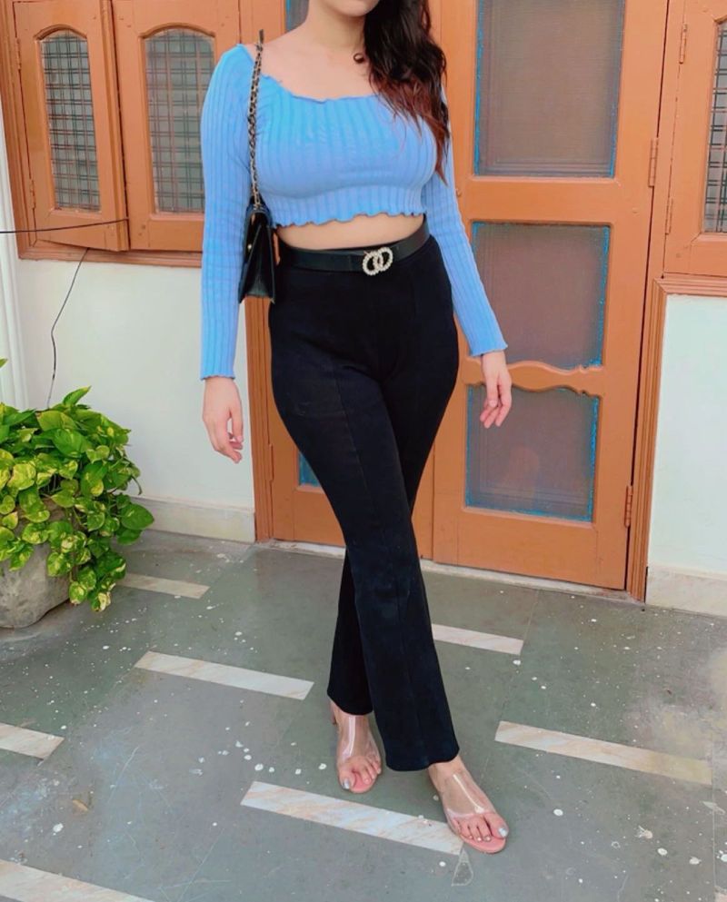 Set Of Top And Jegging