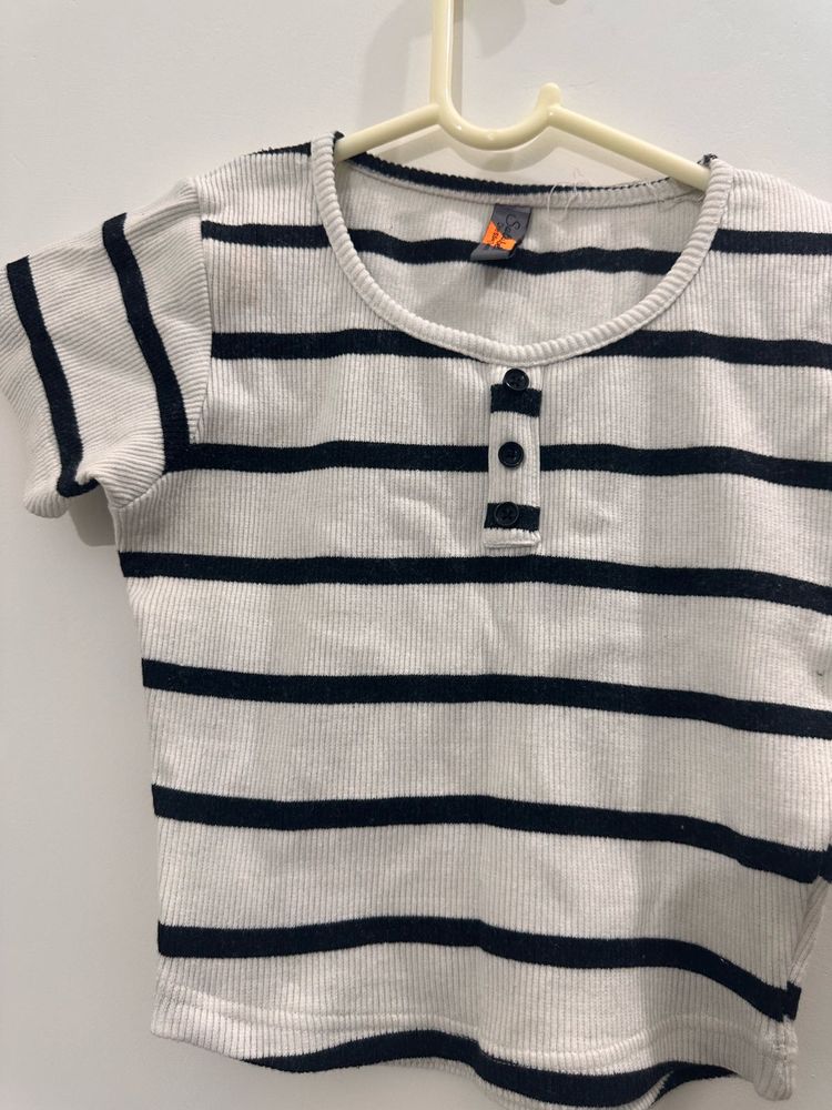 Striped Crop Top, Bust- 32 Strechable