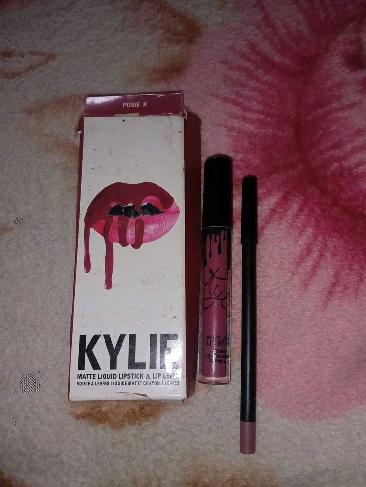 Kylie Liquid Lipstick &amp; Liner
