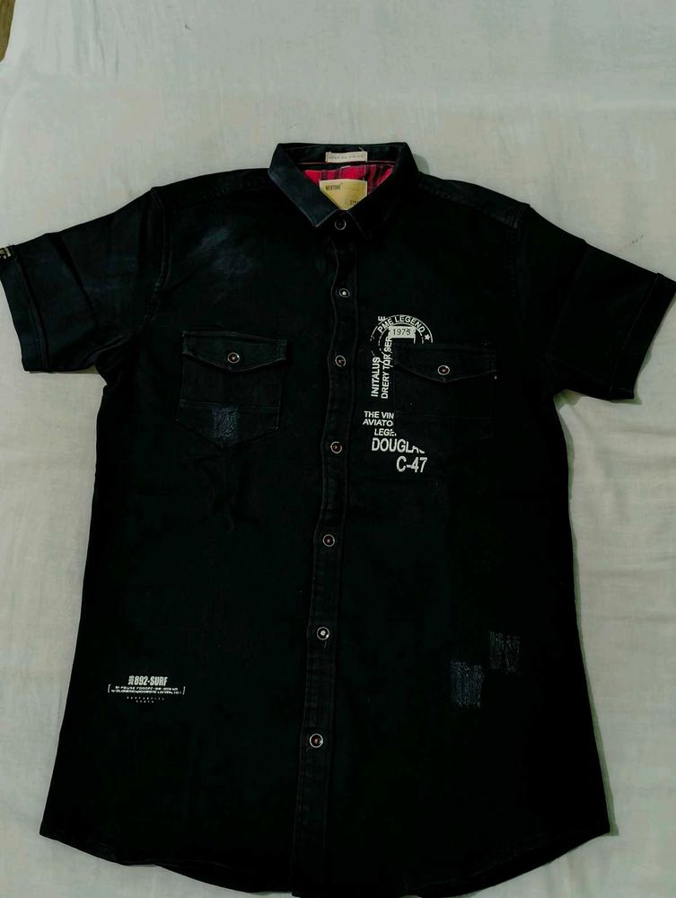 Classic Black Short Sleeve Button-Down Shirt
