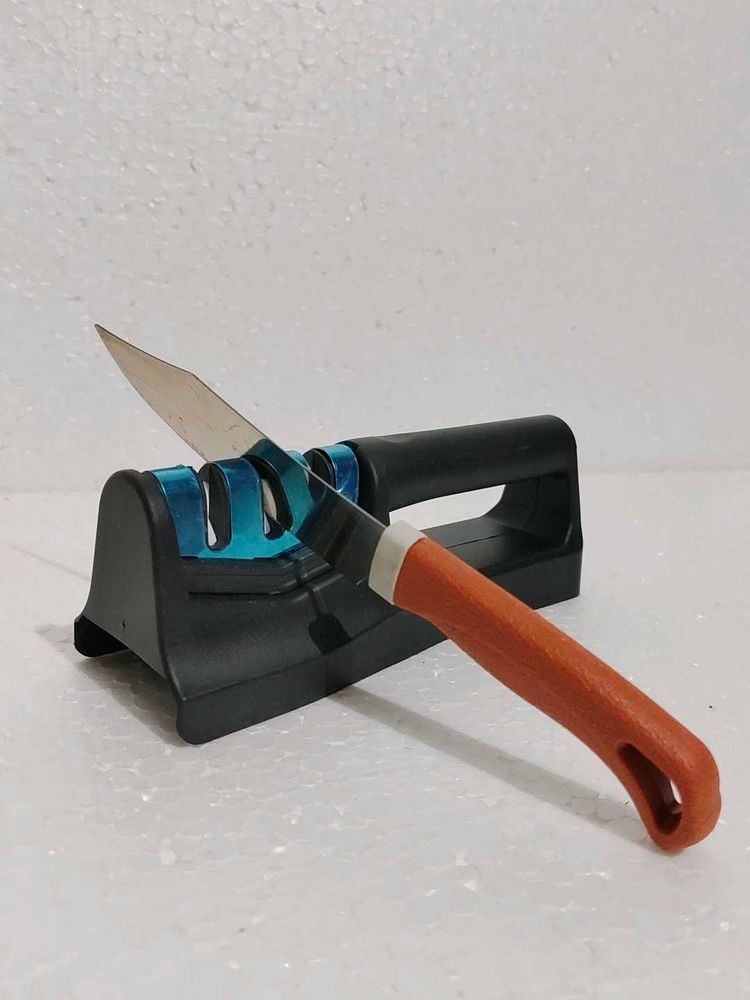 Knife Sharpener for Kitchen – Includes Vegetable C