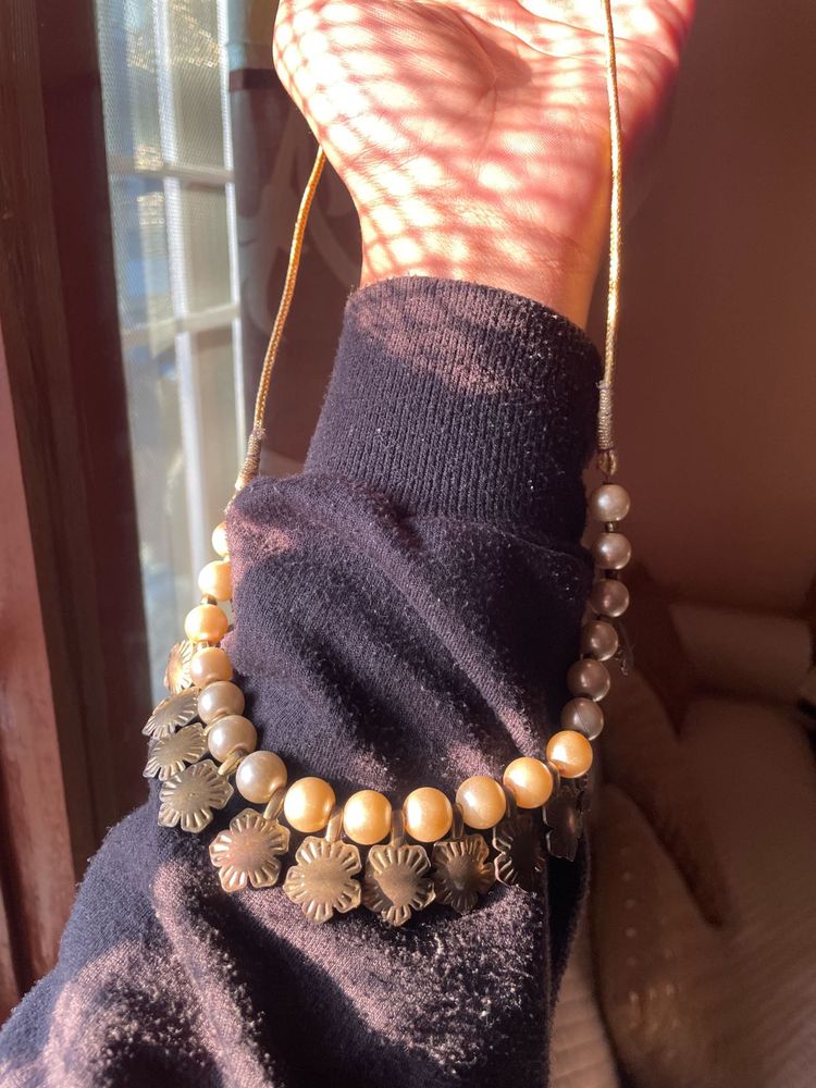 Pearl and Flower Necklace