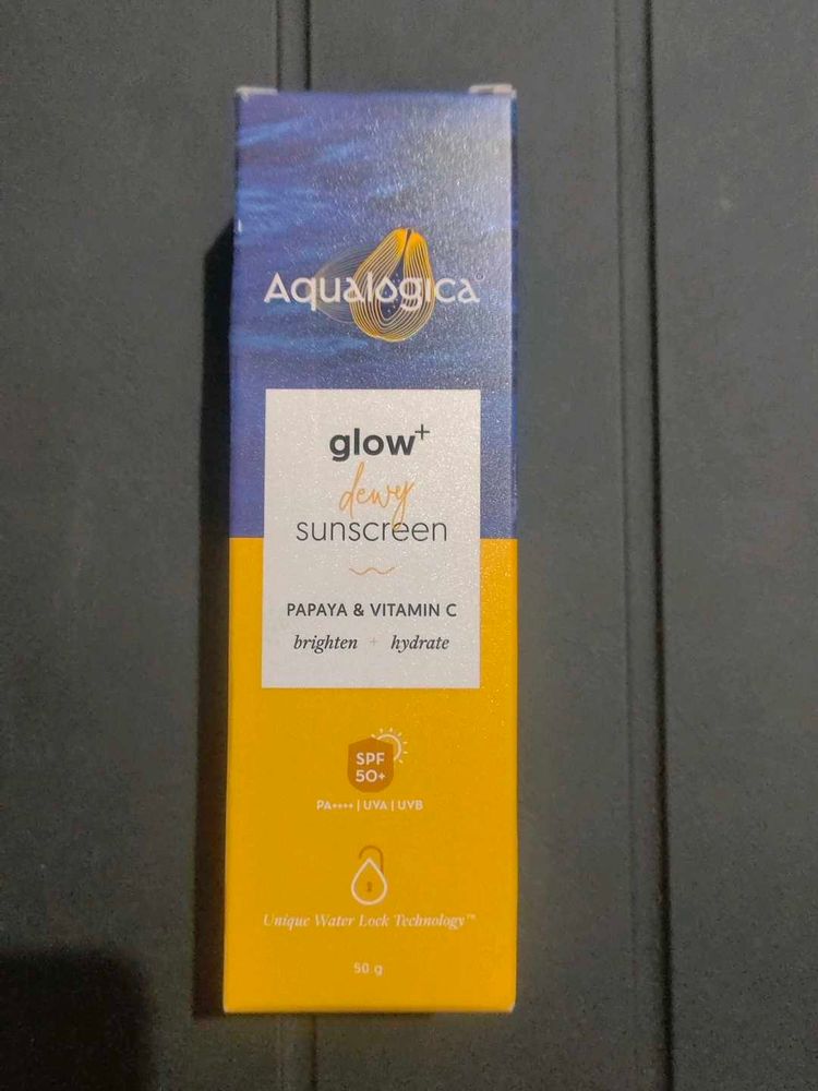 Aqualogica Glow Dewy Sunscreen