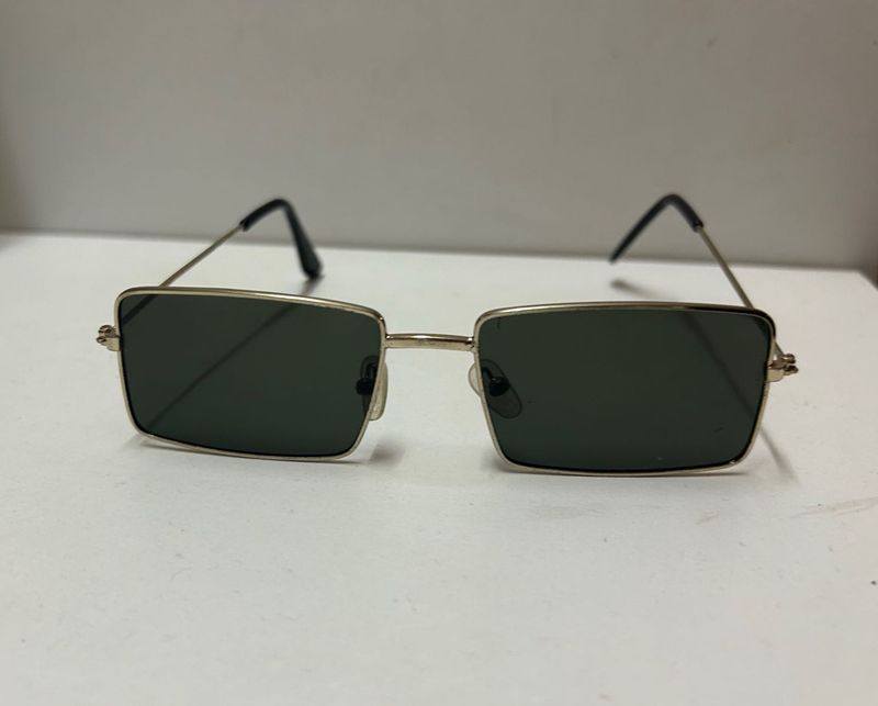 Classic Vintage Look Sunglasses ❤️‍🔥