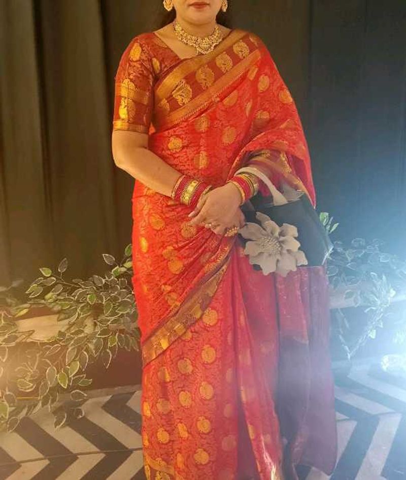 Red &amp; Maroon Saree With Blouse For Wedding Season