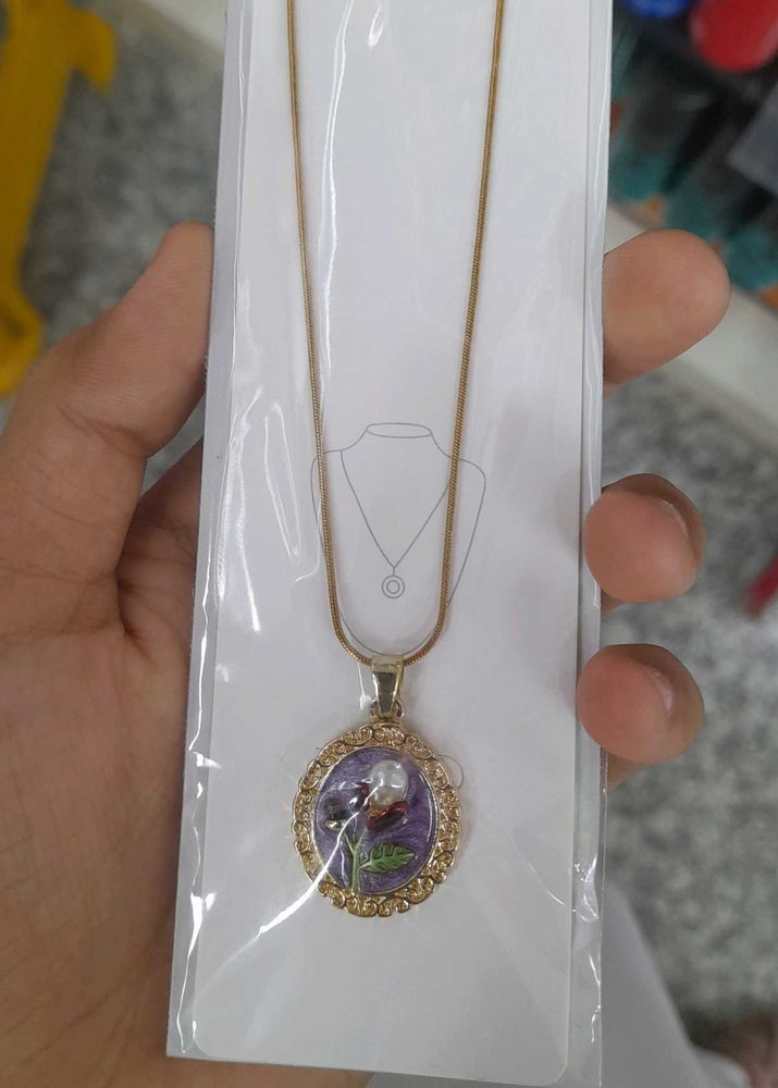 Floral Cameo Necklace
