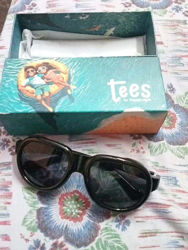Tees Sunglasses(By Fastrack)