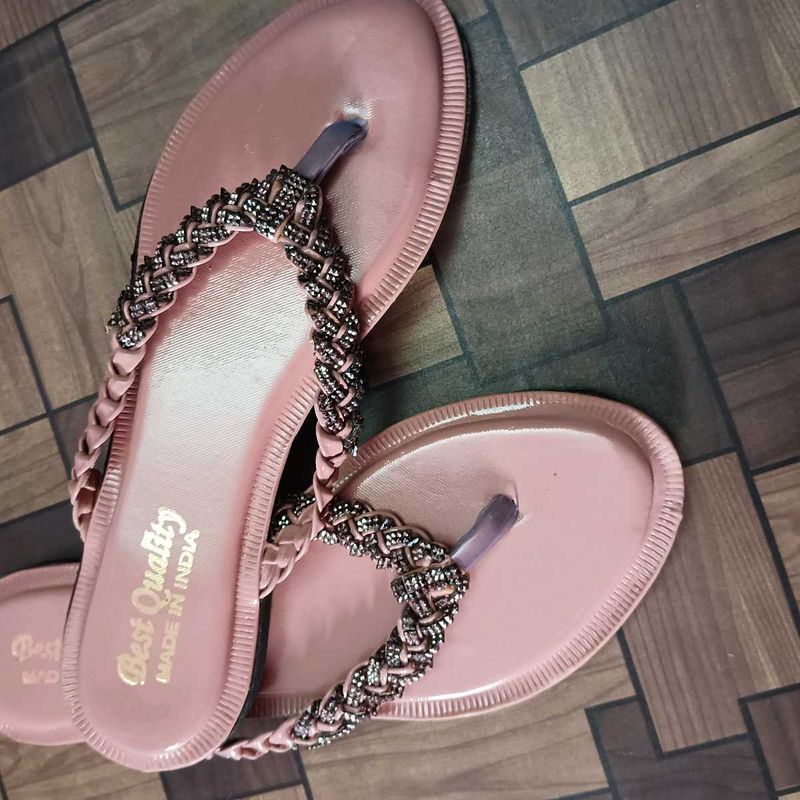 Women&#39;s Flats