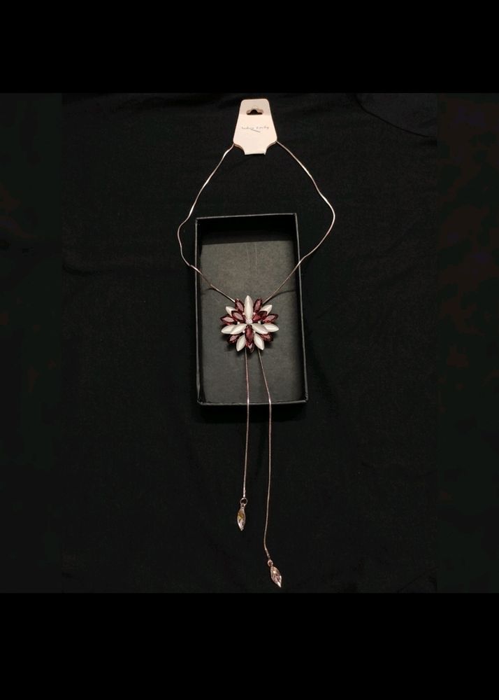 Stylish long chain pendant for women