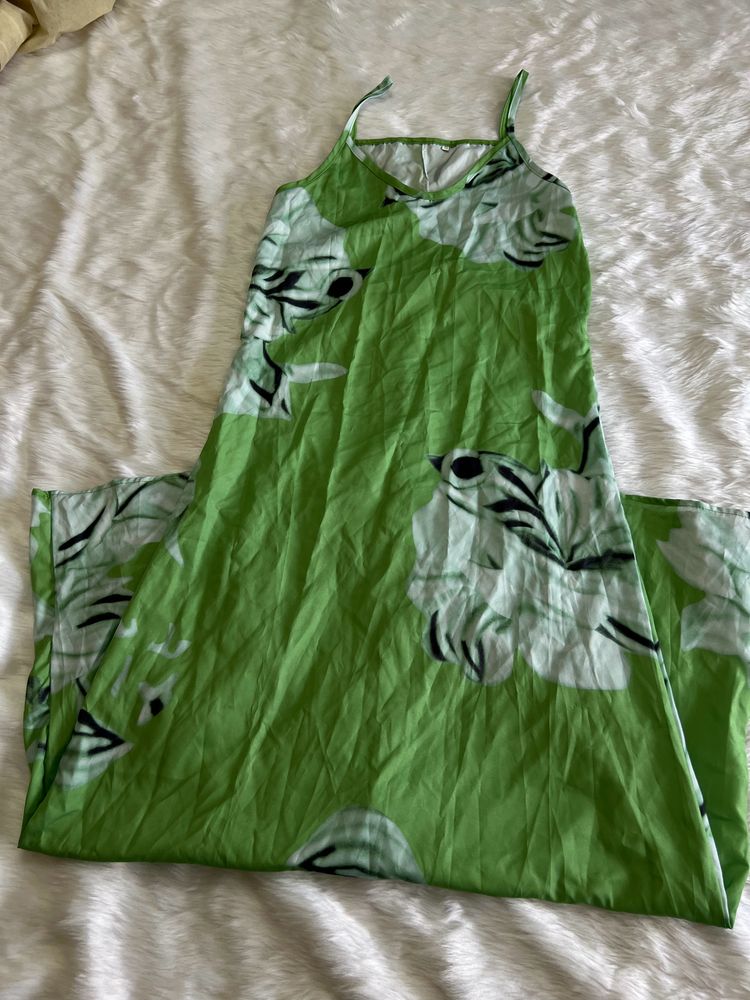 Green  Long Maxi Brand New Not Even Used Once