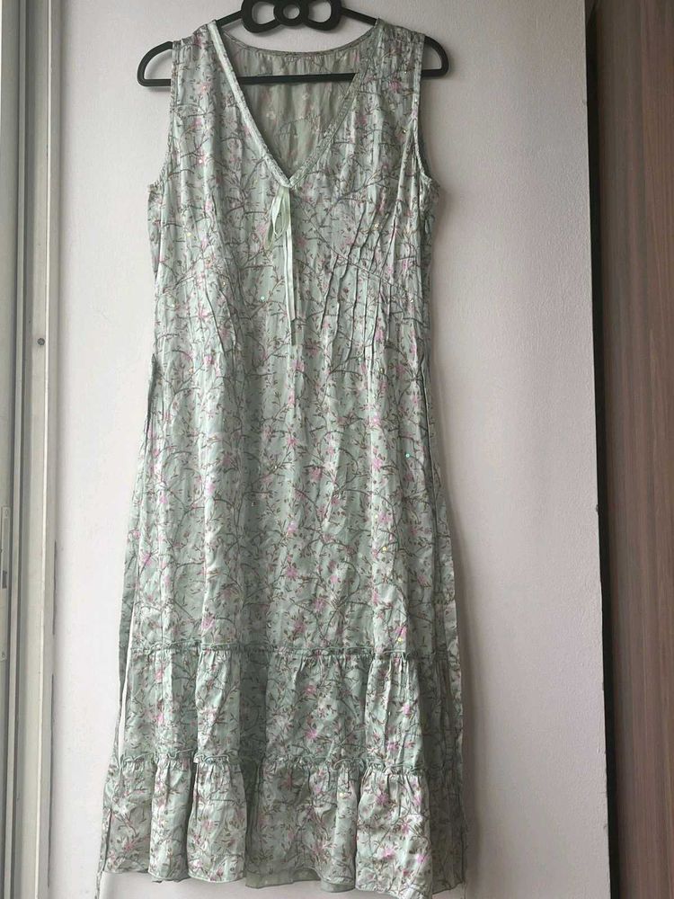 Floral Print Sleeveless Maxi Dress