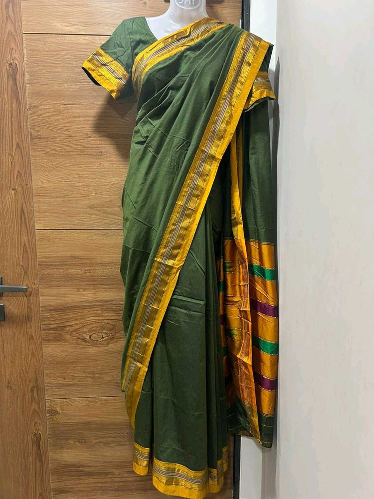 🌿 Elegant Green Cotton Silk Saree with Blouse🌿
