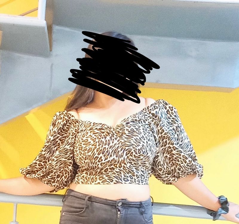 Puff Sleeve  Printed  Crop Tops