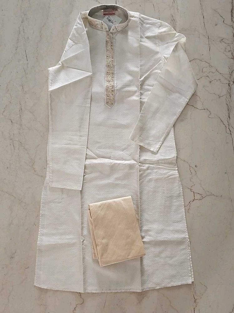 Elegant cream Kurta Set