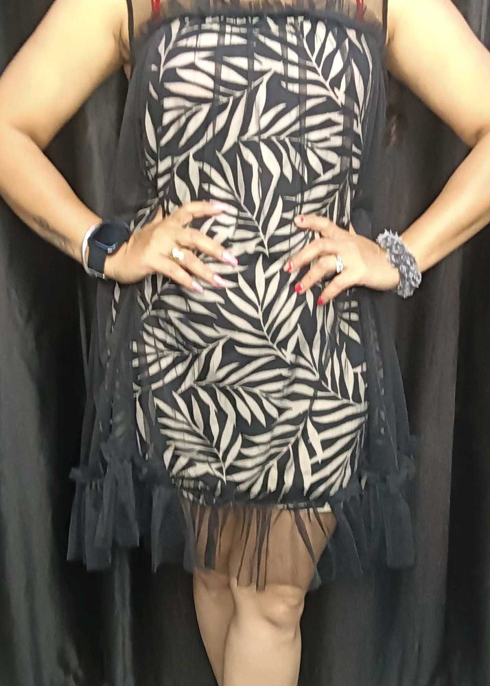 Beautifull Western Dress Looking Sexi