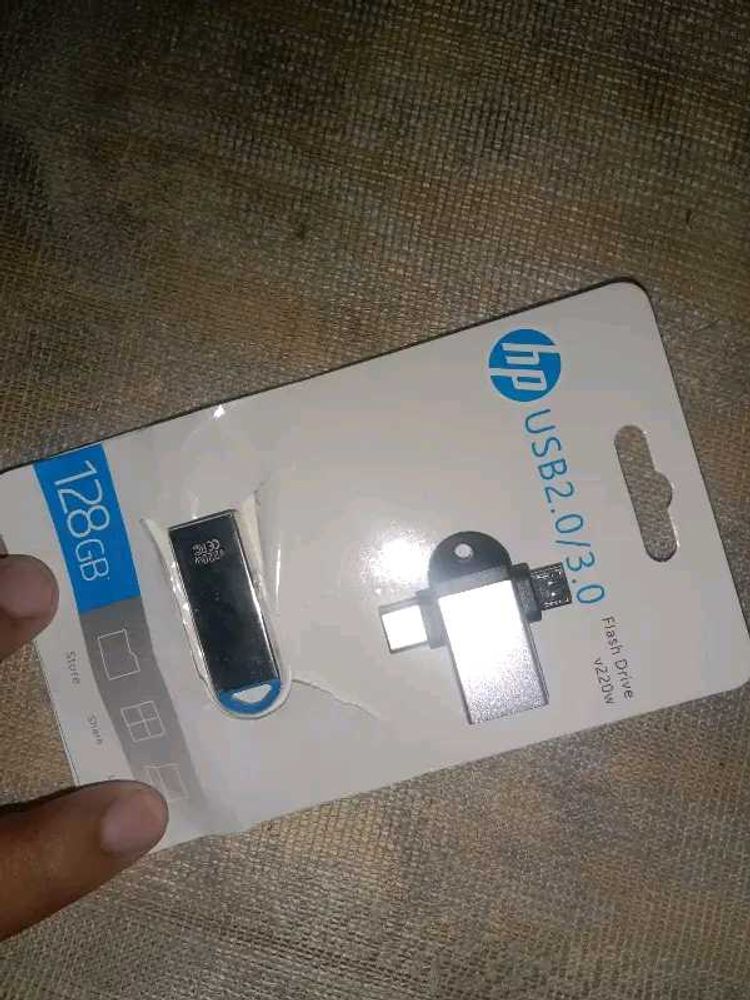HP 128GB USB 2.0/3.0 Flash Drive
