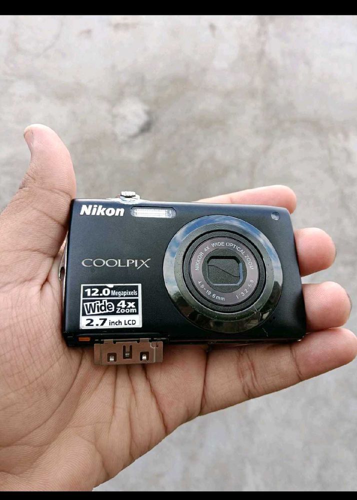 Nikon Coolpix s3000