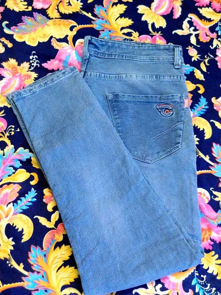 Light Wash Denim Jeans