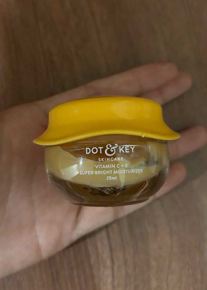 DOT&amp;KEY VITAMIN C+E MOSTURIZER