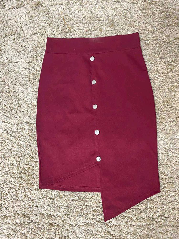 Chic Maroon Skirt