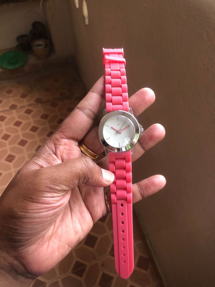 Fastrack Quartz Analog Plastic Strap Watch