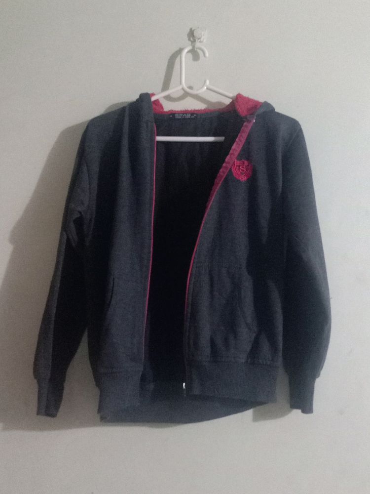 Combo Sweater And FACE WASH